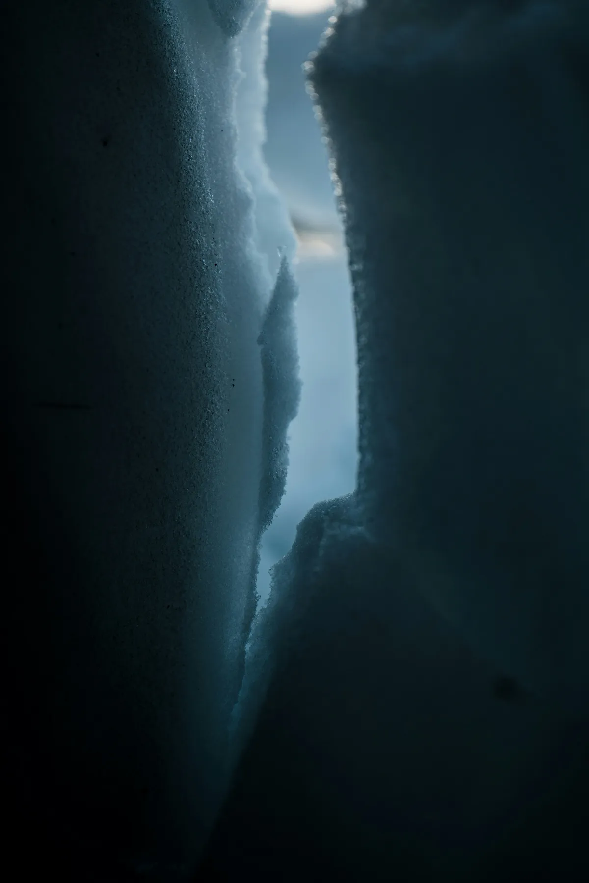 Οι εραστές του πάγου - Book review cover