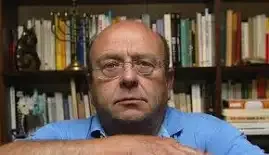 Μανουέλ Βάθκεθ Μονταλμπάν