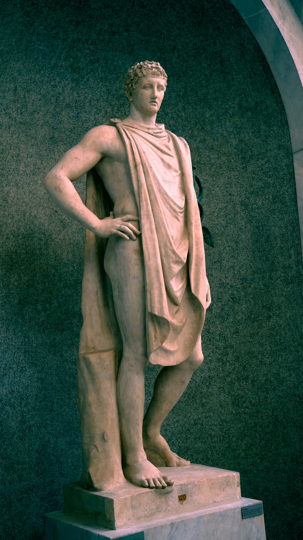 Χάλκινα κατώφλια - Book review cover